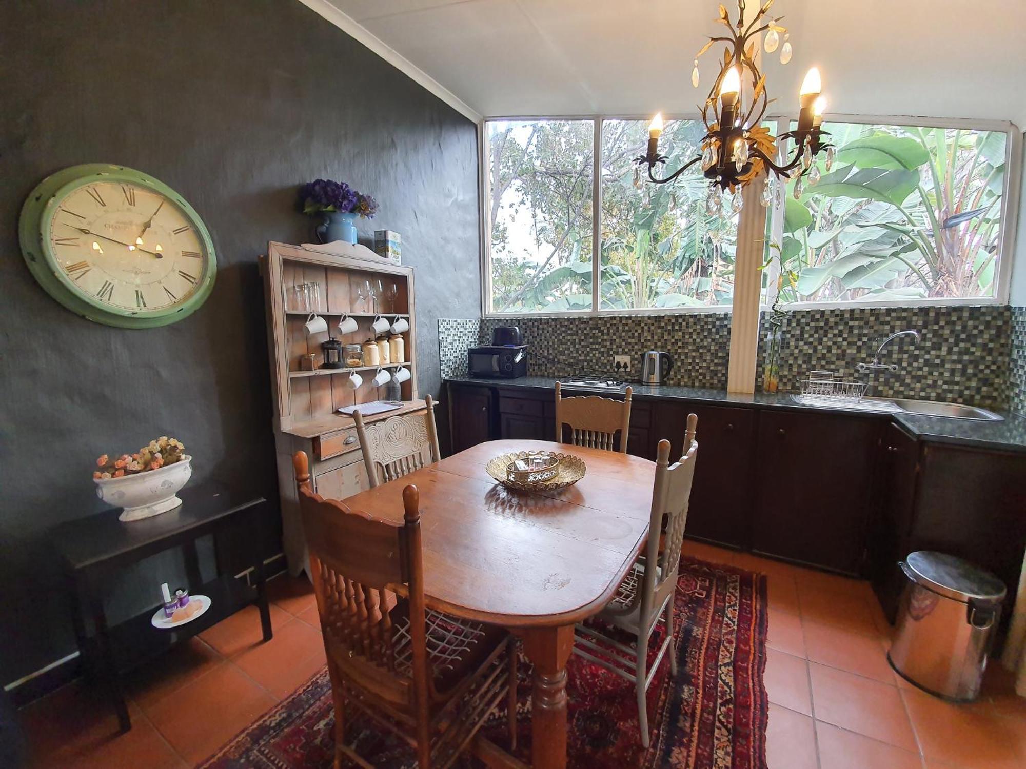 Waterhouse Guest Lodge - Indus Street Преторія Номер фото